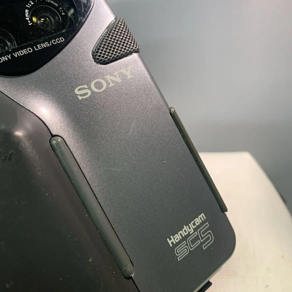 Sony CCD-SC5 Handycam Video Camcorder RARE-TESTED In Working Condition Bundle